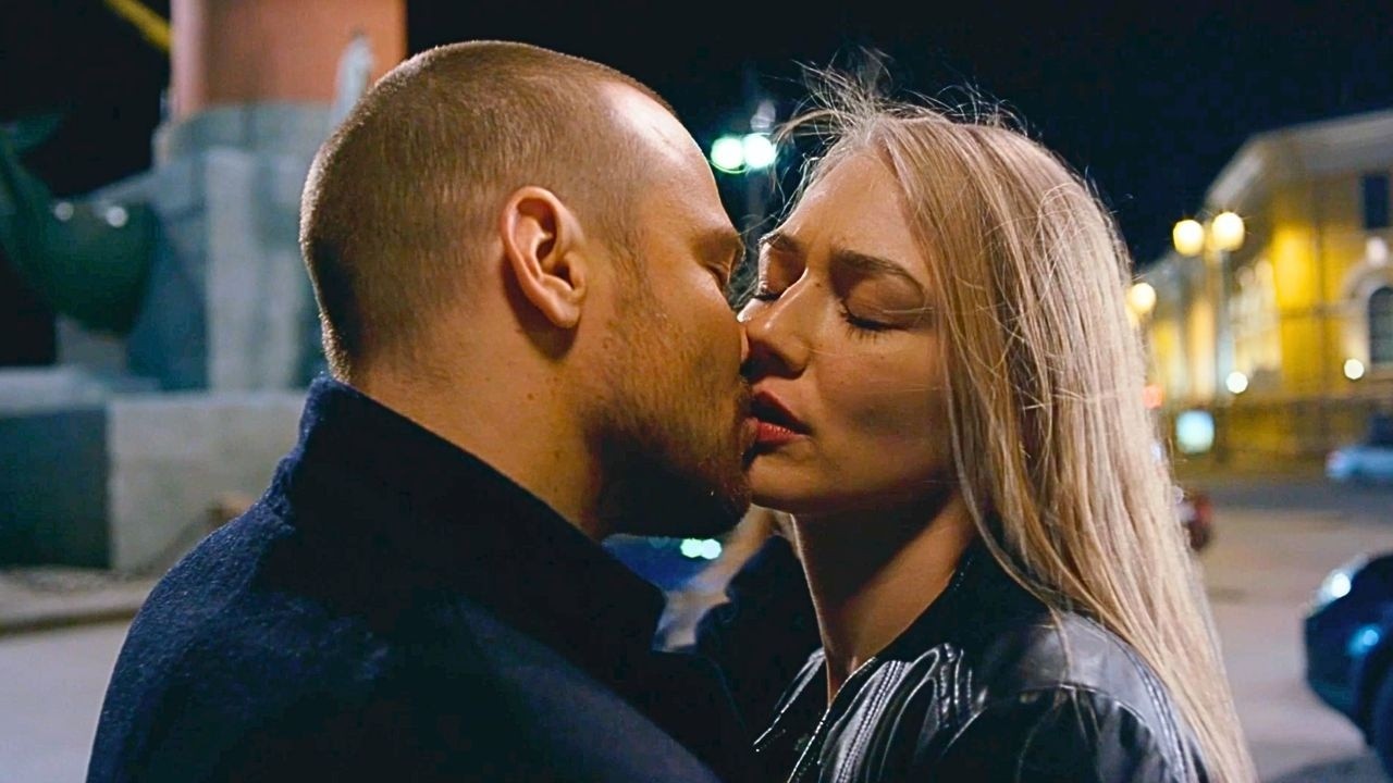 CARRERA DESTRUIDA. VIDA EN RIESGO. SOLO EL AMOR LO MANTIENE EN PIE💪🏼 EL LUCHADOR