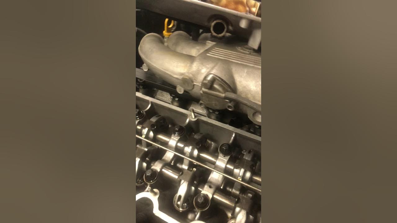 BMW 325i E30 M20 Fuel Injector Fuel Rail Removal YouTube