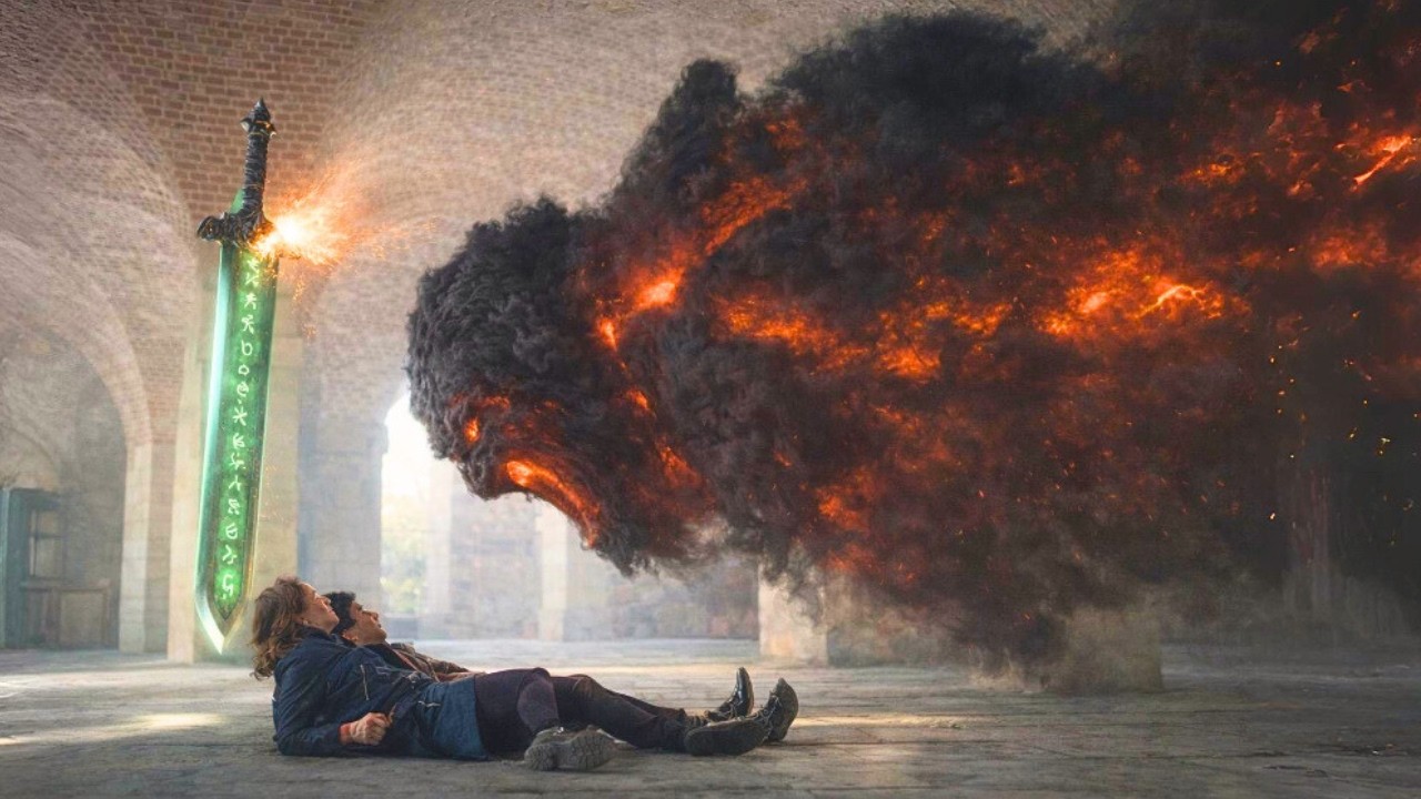 Mundo é dominado por FANTASMAS GIGANTES, mas só três JOVENS podem vê-los e empunhar a ESPADA DIVINA