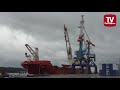 В порту Усть-Луга началась операция по транспортировке портальных кранов в собранном виде