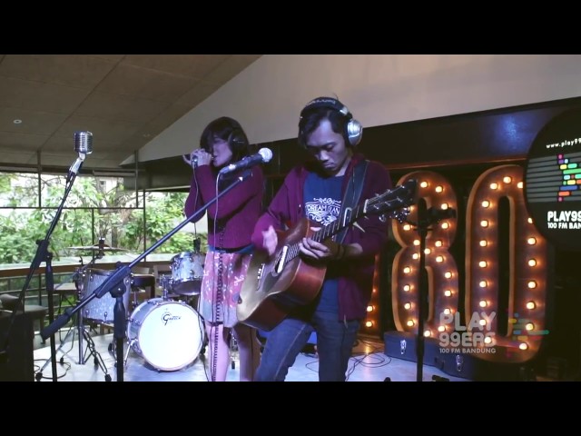 Sarah N' Soul - Happy Song (Live at MusicEgo Play99ers) class=
