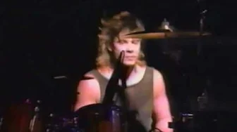 The Hooters - Day By Day - Live @ The Spectrum, Philadelphia - Thanksgiving 1987 The Hooters - Day By Day - Live @ The Spectrum, Philadelphia - Thanksgiving 1987