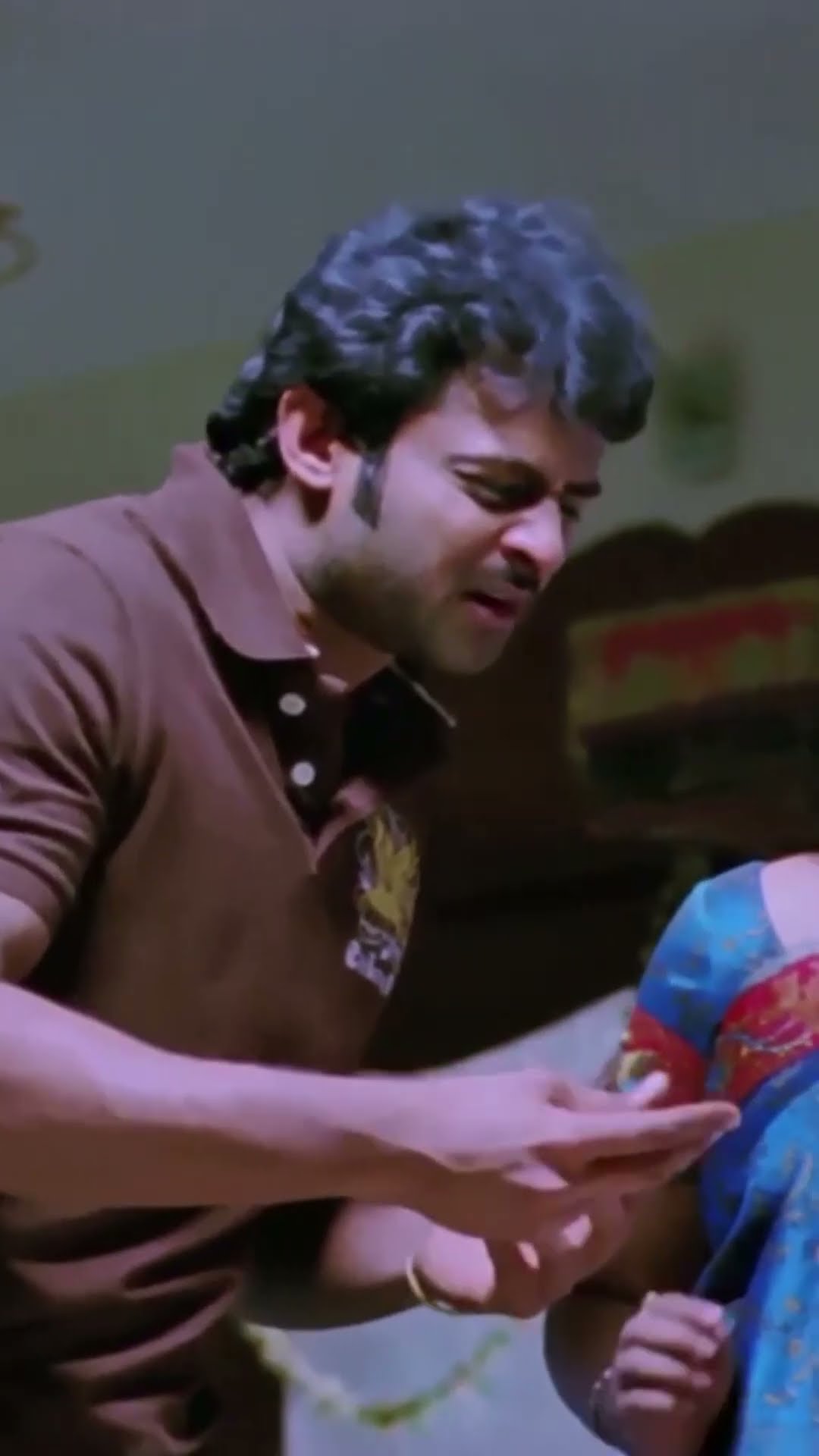 Ye Madam Se Prabhas Ek Mauka Mang Raha hai