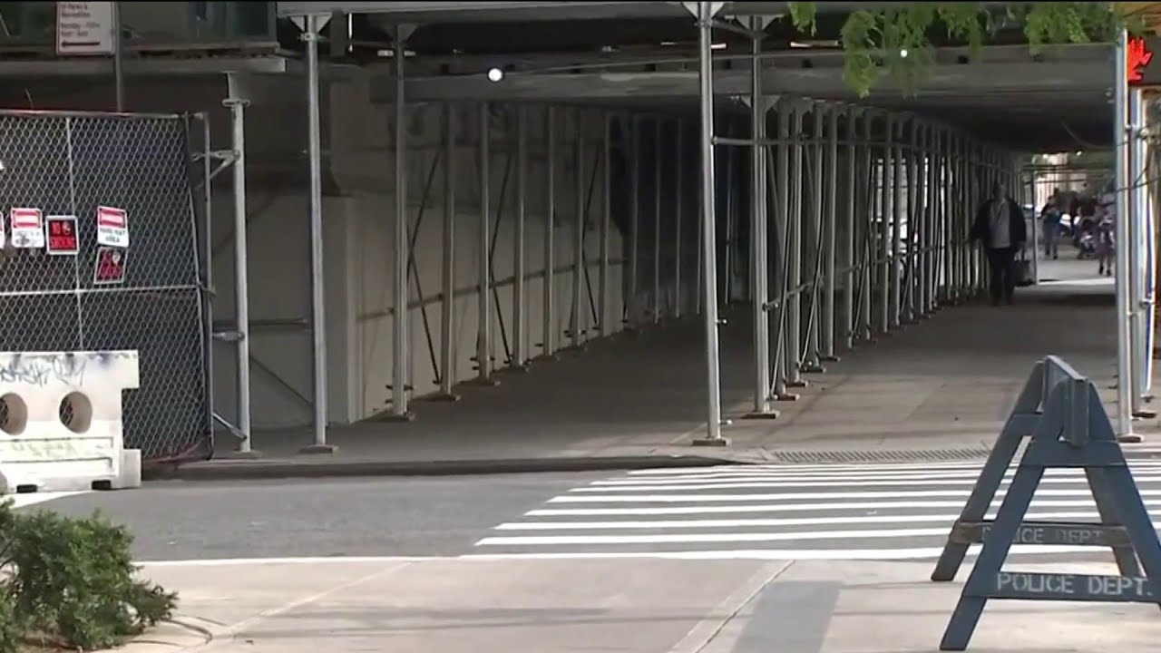 Man killed by stranger he bumped into on NYC sidewalk, police say | NBC ...