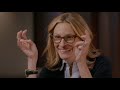 Julia Roberts finds out that she is not actually a Roberts