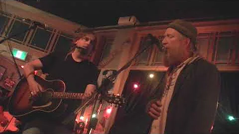 Hayes Carll & Scott Nolan - Bad Liver & a Broken H...