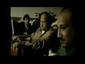 Capture de la vidéo Nusrat Saab @ His House Talking About Rahat