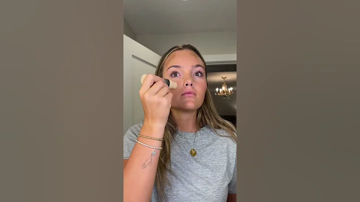 Tinted moisturizer is not my shade buttt we made it work lol . . . #grwm #grwmroutine #grwmmakeup