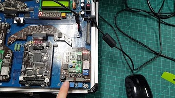 Xilinx FPGA 키트와 Verilog HDL을 이용한 두더지잡기 게임