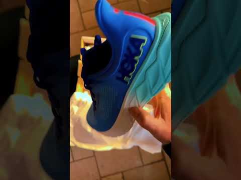 Hoka Arahi 7