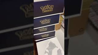 My MOM Opens POKEMON ... My MOM Opens POKEMON ...