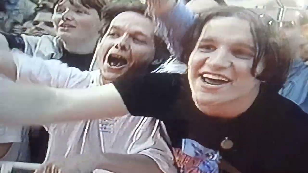 Stallone in Prague 1997 , Planet Hollywood opening