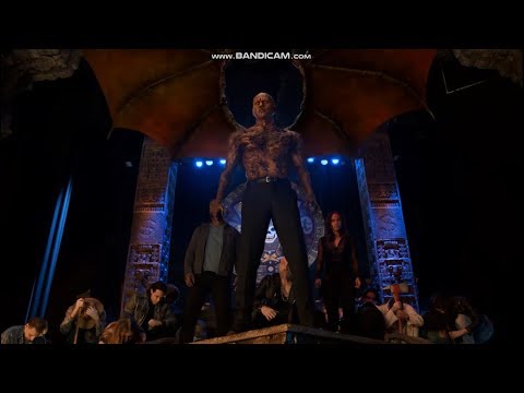 Lucifer ordena a todos los demonios que se vayan al infierno || Lucifer Temporada 4 (Español Latino)