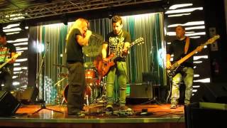 Agi-tc Antes de Usar en Hard Rock Cafe - Devil Inside (20OCT2013)