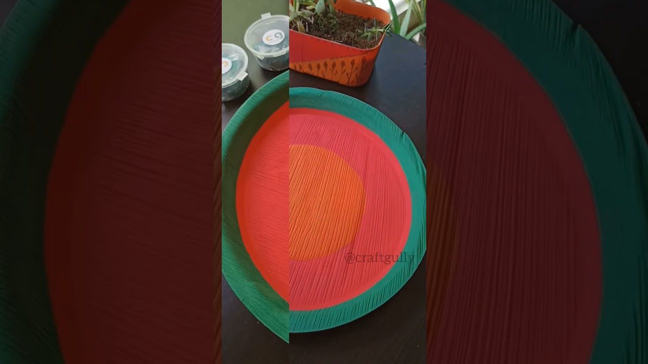 Palm Leaf Plate DIY Clock with mirrors for home decor