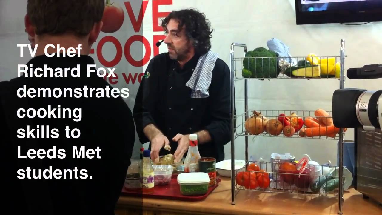 TV chef demonstrates cooking techniques to Leeds Met students - YouTube