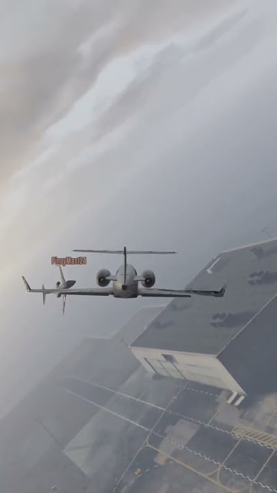 Planes collide midair in GTA V #subscribe #gta5 #planes