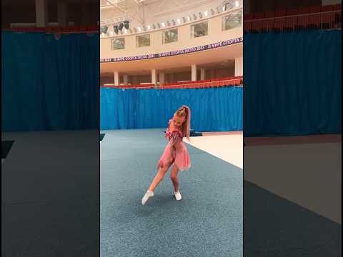 Показ «Мода в спорте» #ульянамишкурова2013 #гимнастка #мода #модель #спорт #показмод #гимнастика