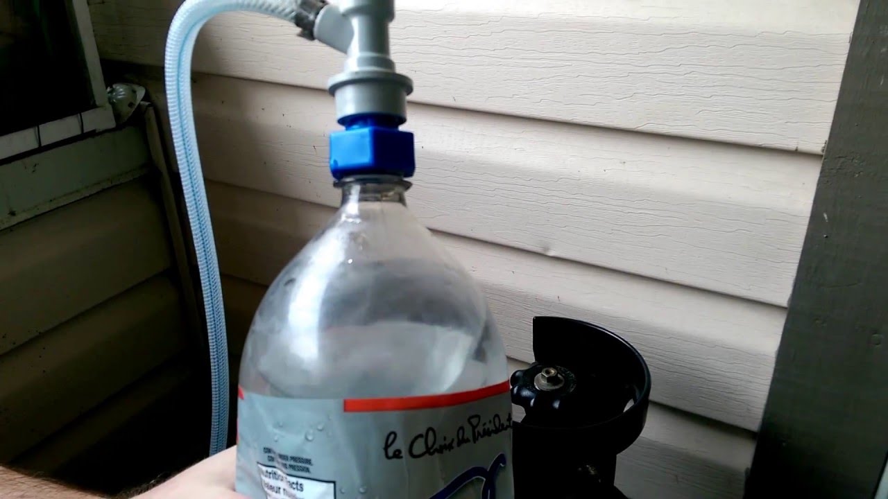 Homemade carbonated water