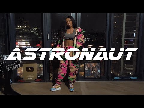 Lady Leshurr - Astronaut