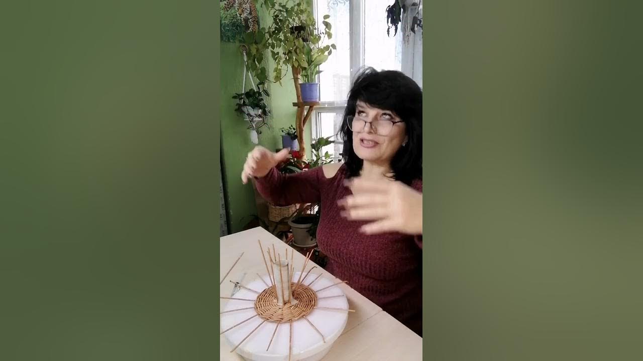 Плету подставку под бумажное полотенце(2 часть) - YouTube