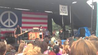 Never Shout Never - Trouble (Vans Warped Tour 2013)