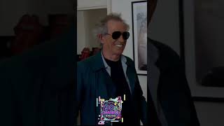 Keith Richards checks out the Rolling Stones gallery ❤️ #keithrichards #90s #rollingstones