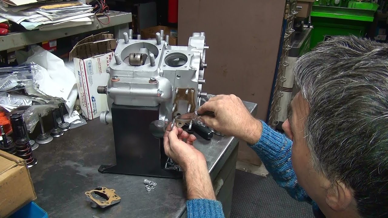 153 1961 FL 74ci std heads panhead motor rebuild oil pump cam cover