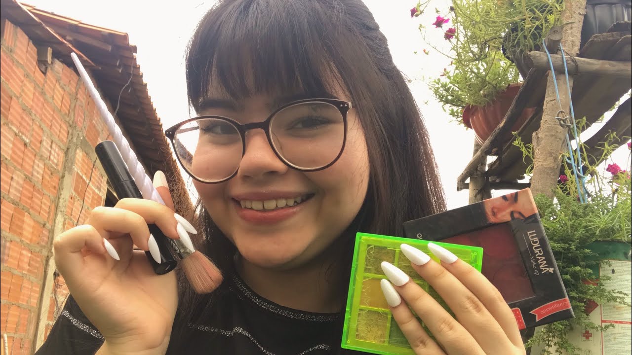 ASMR✨🪴te maquiando no jardim da minha vó 🌷🍃