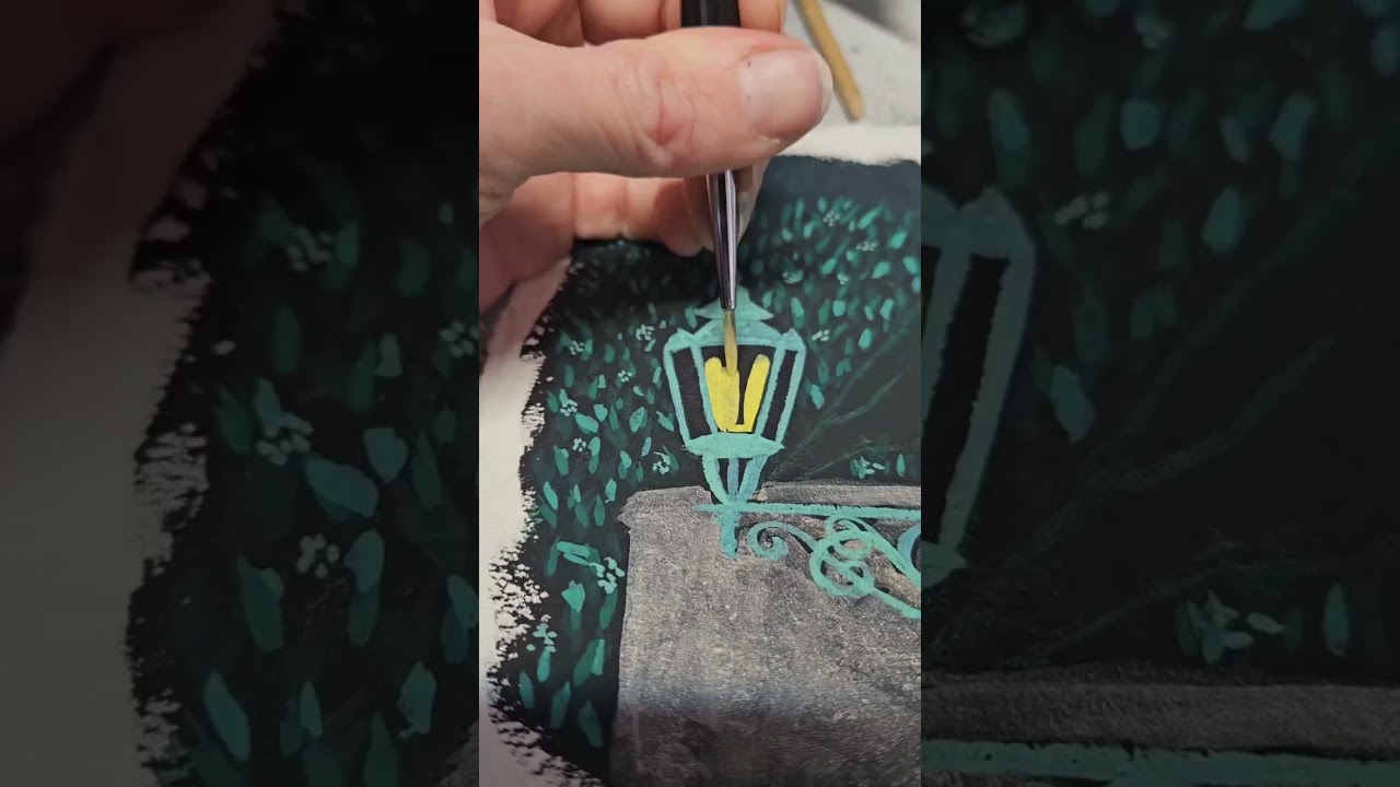 A mysterious raven captured in the glow of the moonlight. 🌑✨