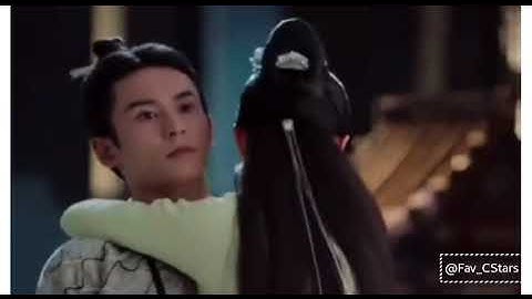 Ju JingYi loves jumping on to zhang ZheHan