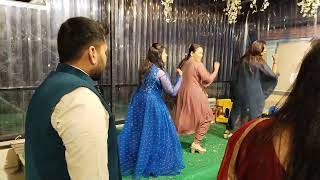 group dance hamne mohabbat ki hai.   pathan movie songs