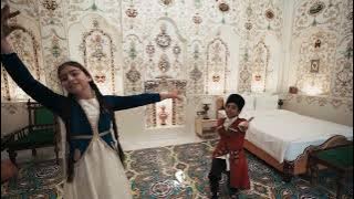 اجرای رقص دربندی از زنگان دنس هنرمندان: ریحانه رحیمی و امیر غیبی - هتل بوتیک زنجان #آهنگ_شاد_ایرانی