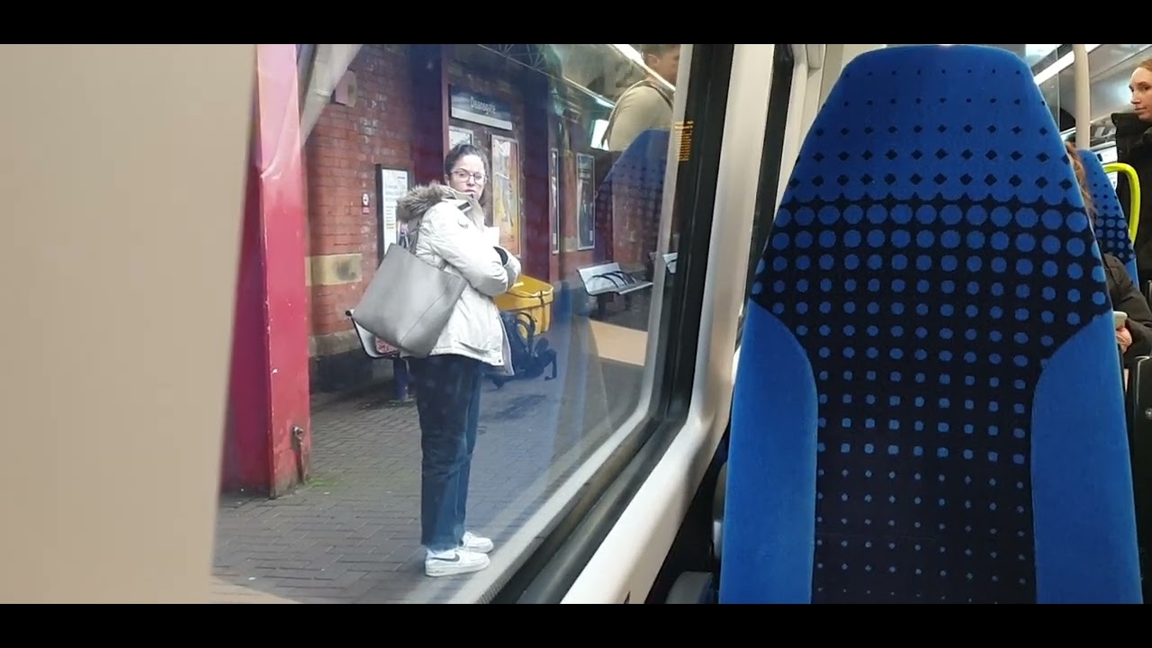 northern-331006-from-manchester-piccadilly-to-salford-crescent-youtube