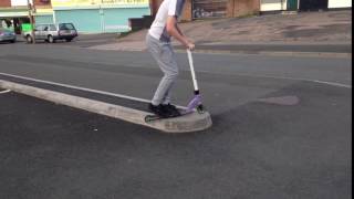 RANDOM STREET CLIP: SCOOTER