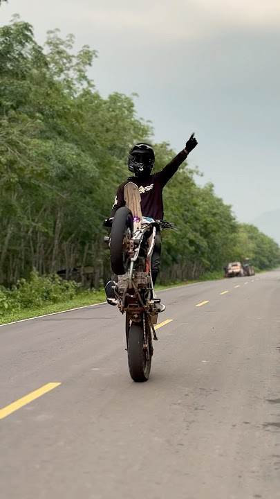 Supermoto #remix #dj #supermotolife  #freestyle #wheeliedirtbike  #klx150bf  #shortvideo  #shorts