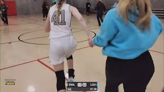 Video: Report of gun causes panic at Texas basketball tournament screenshot 3