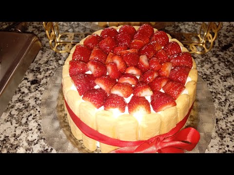 اليوم عيد ميلاد بنتي وهي حبيت انا اعملها الكيك وهيك كانت النتيجة