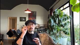 圣上挨了《华尔街日报》一个大耳光：中国11月多项经济指标全面恶化，与圣上在经济工作会议上的信心完全背道而驰，他老人家到底知不知道现在什么状况｜求是杂志｜CPI｜房地产断崖式下降