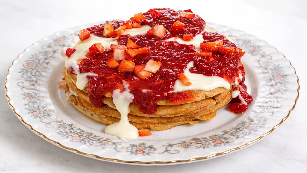 بانكيك الفراولة الناعم يذوب في الفم | طعم ولا أروع