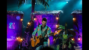 Jake Owen Kicks Off the Down to the Tiki Tonk Acoustic Tour