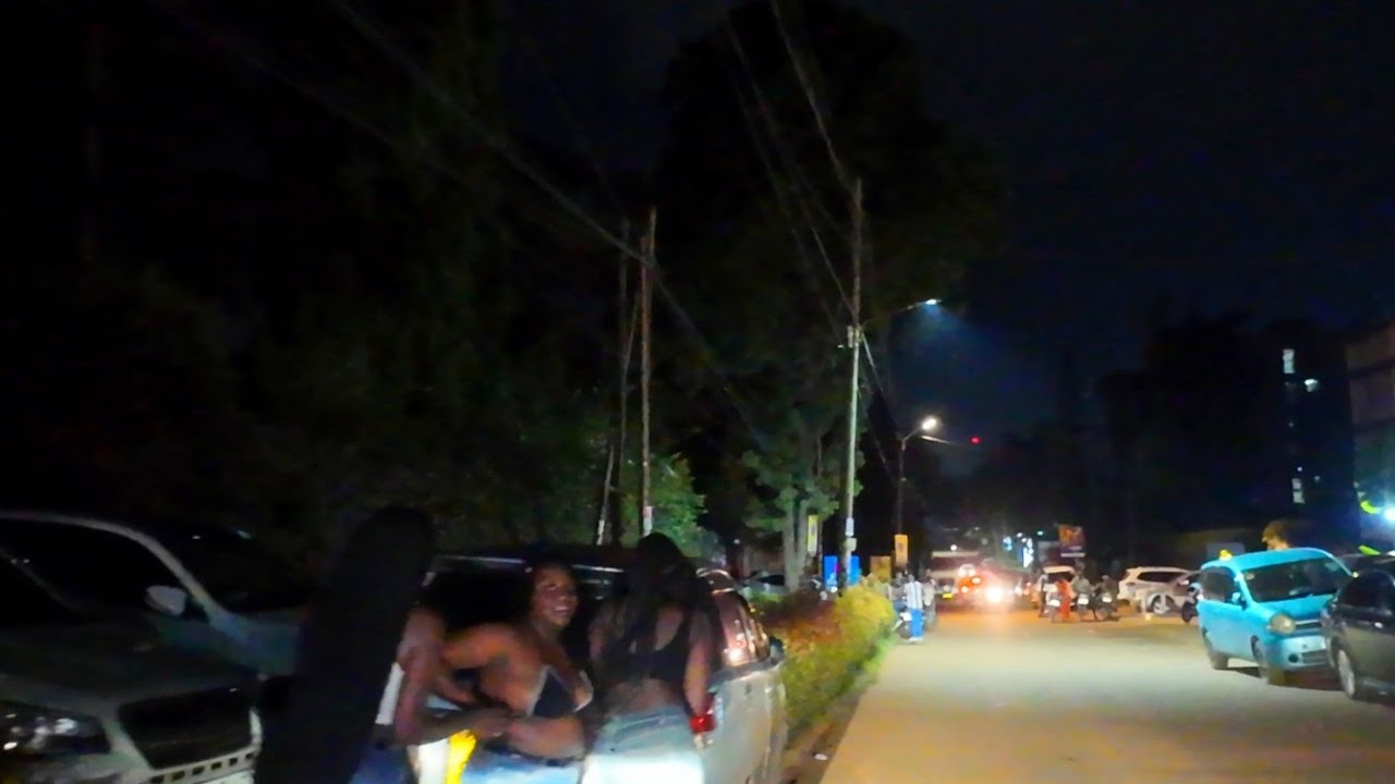 Внутри бурной ночной жизни Кампалы