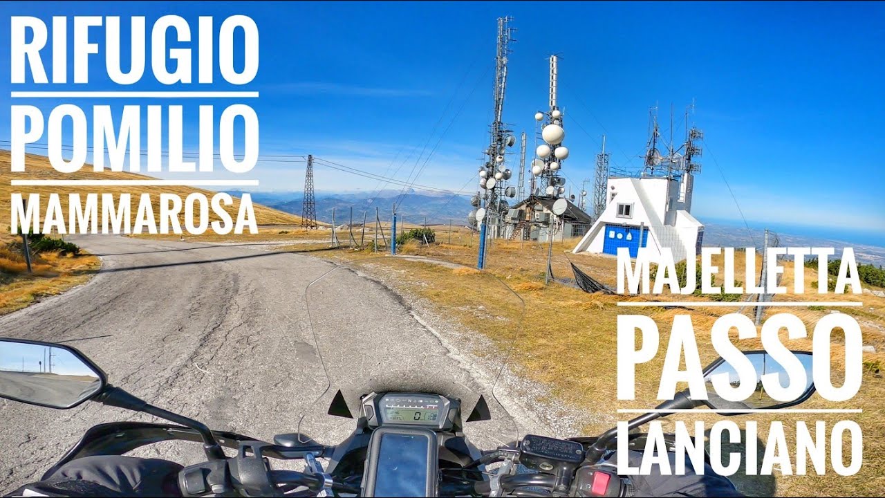 Rifugio Pomilio Mammarosa Majelletta Passo Lanciano in moto. Colori autunnali