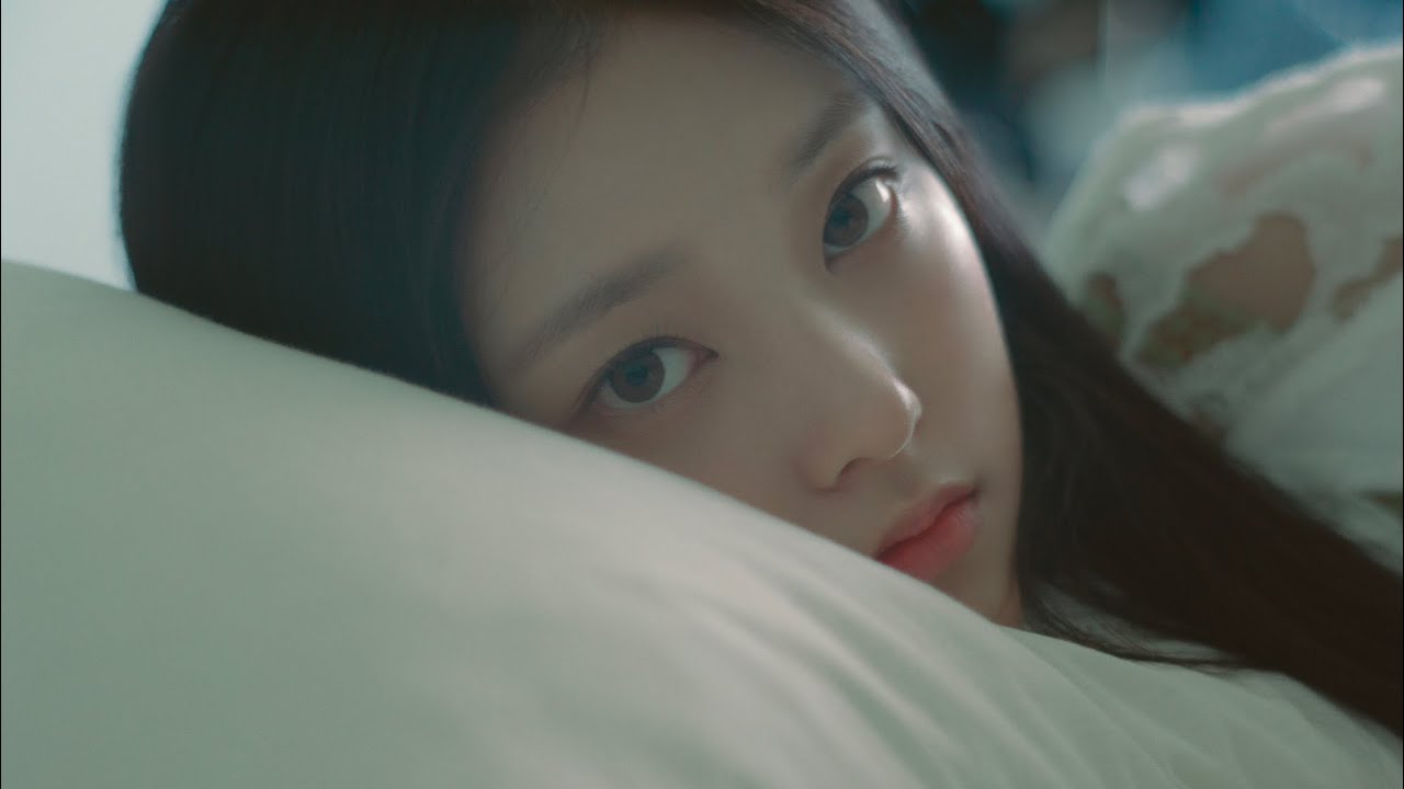 NewJeans Haerin ASMR (breathing+mouth sounds)