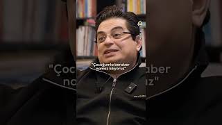 Insanlarin Ahlâkinin Yozlaşmasi Sosyal Medya.her Anını Sosyal Medyada Paylaşmak Görgüsüzlükbelirtisi