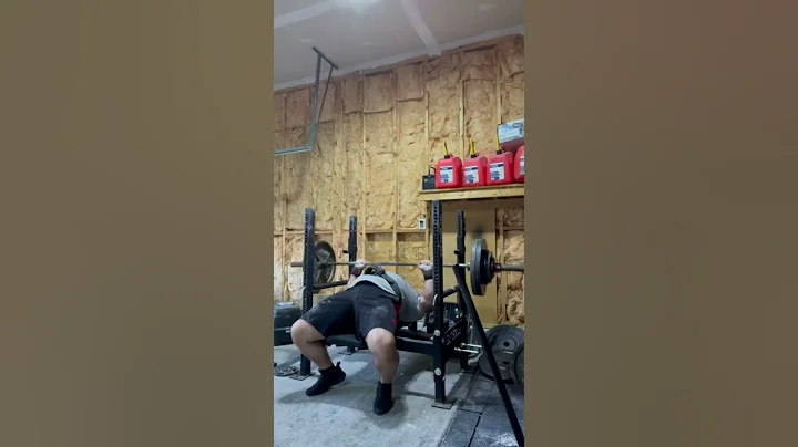 ME Bench | Close Grip 300x5 post-op PR!