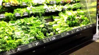 Testing waterproof and ruggedized Samsung HMX W200 in a grocery store