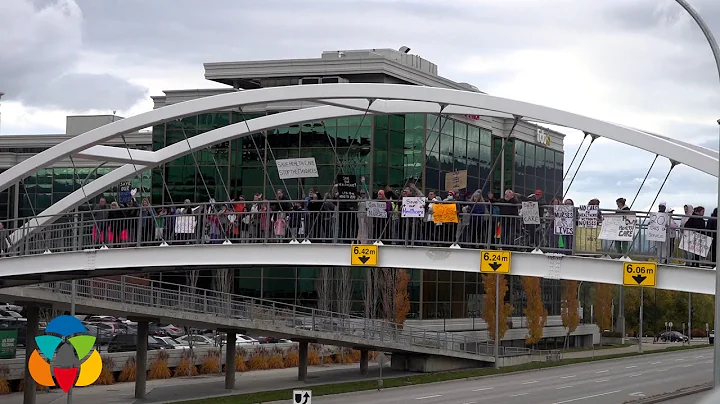 Healthcare workers protest vaccine mandate