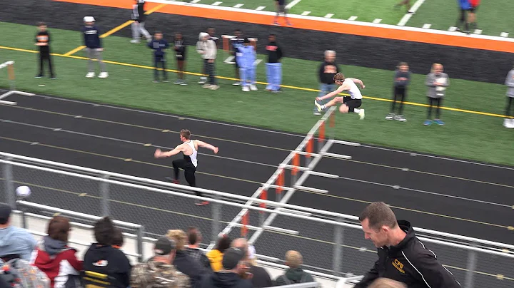 Iowa City West Shuttle Hurdle Relay - 2022 Hawkins Relays