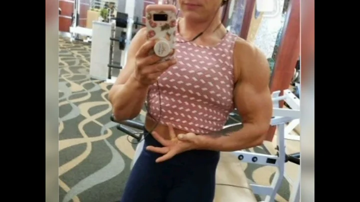 Lisa McLean IFBB pro